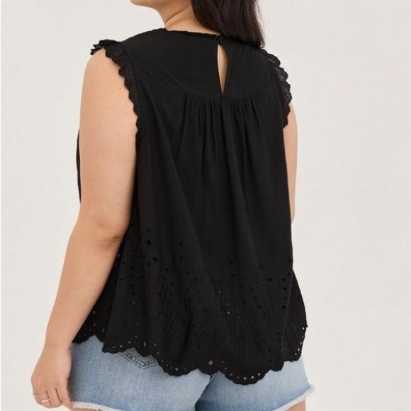 [4/4X]Torrid Eyelet Pintuck Detail Black Sleeveless Ruffled Blouse - Picture 2 of 12
